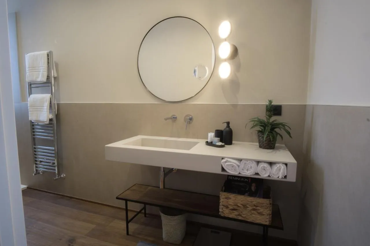 Palazzo Danisi Rooms&Suites Bari 3*,  Włochy