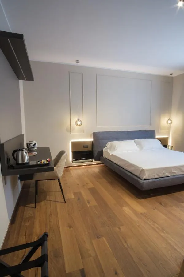 Palazzo Danisi Rooms&Suites Bari 3*,  Włochy