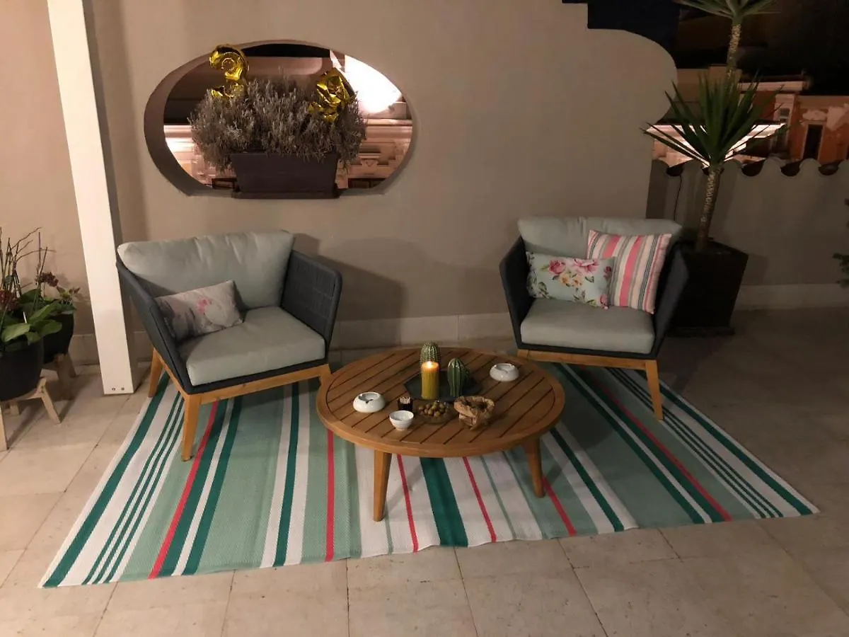 *** Nocleg ze śniadaniem Palazzo Danisi Rooms&Suites Bari Włochy