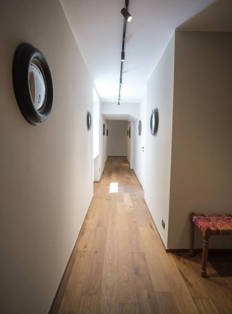 *** Nocleg ze śniadaniem Palazzo Danisi Rooms&Suites Bari Włochy