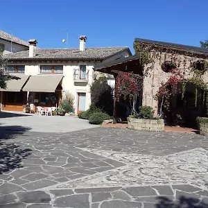  Séjour à la ferme Agriturismo Melo In Fiore Italie