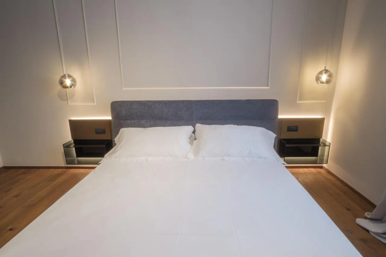 Palazzo Danisi Rooms&Suites Bari